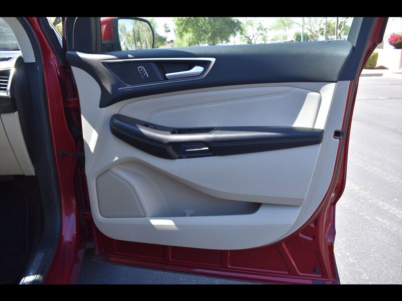 Used 2015 Ford Edge Titanium w/ Equipment Group 302A image 35