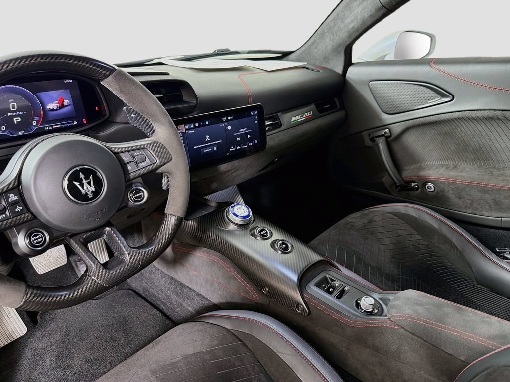 Used 2022 Maserati MC20 Coupe RWD image 24