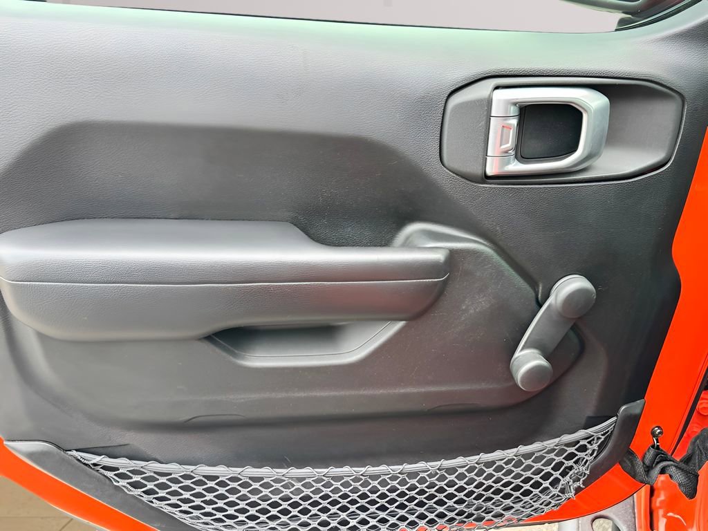 Used 2019 Jeep Wrangler Sport image 14