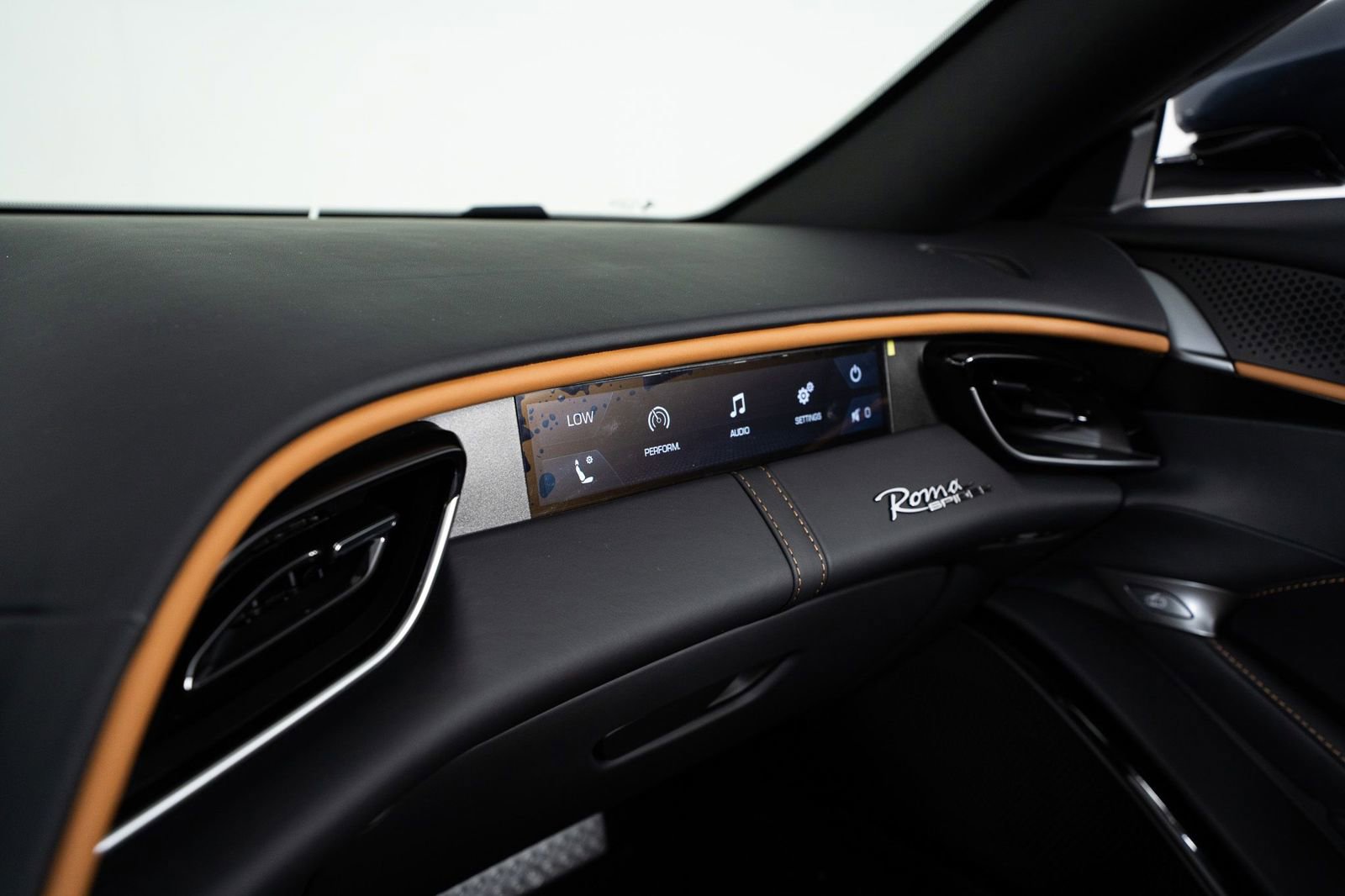 Certified 2025 Ferrari Roma Spider image 40