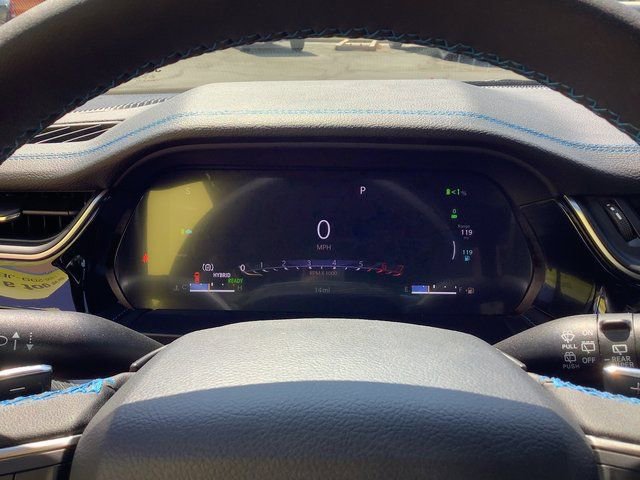New 2023 Jeep Grand Cherokee Trailhawk w/ Luxury Tech Group III AWD/4WD image 14
