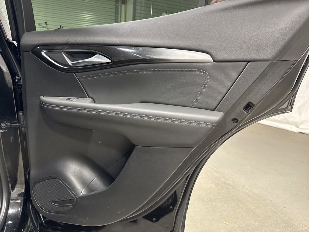 Used 2025 Buick Envision Preferred image 11