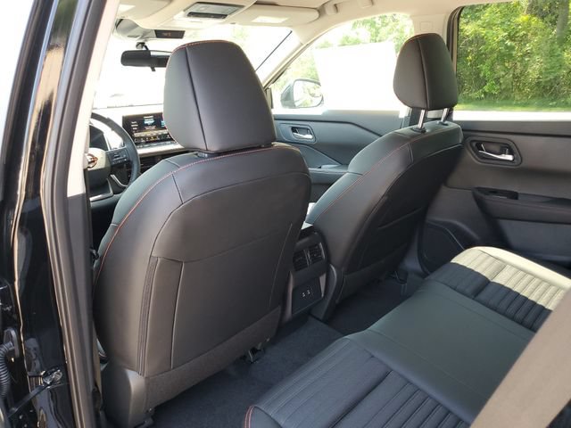 New 2026 Nissan Rogue SV AWD/4WD image 27