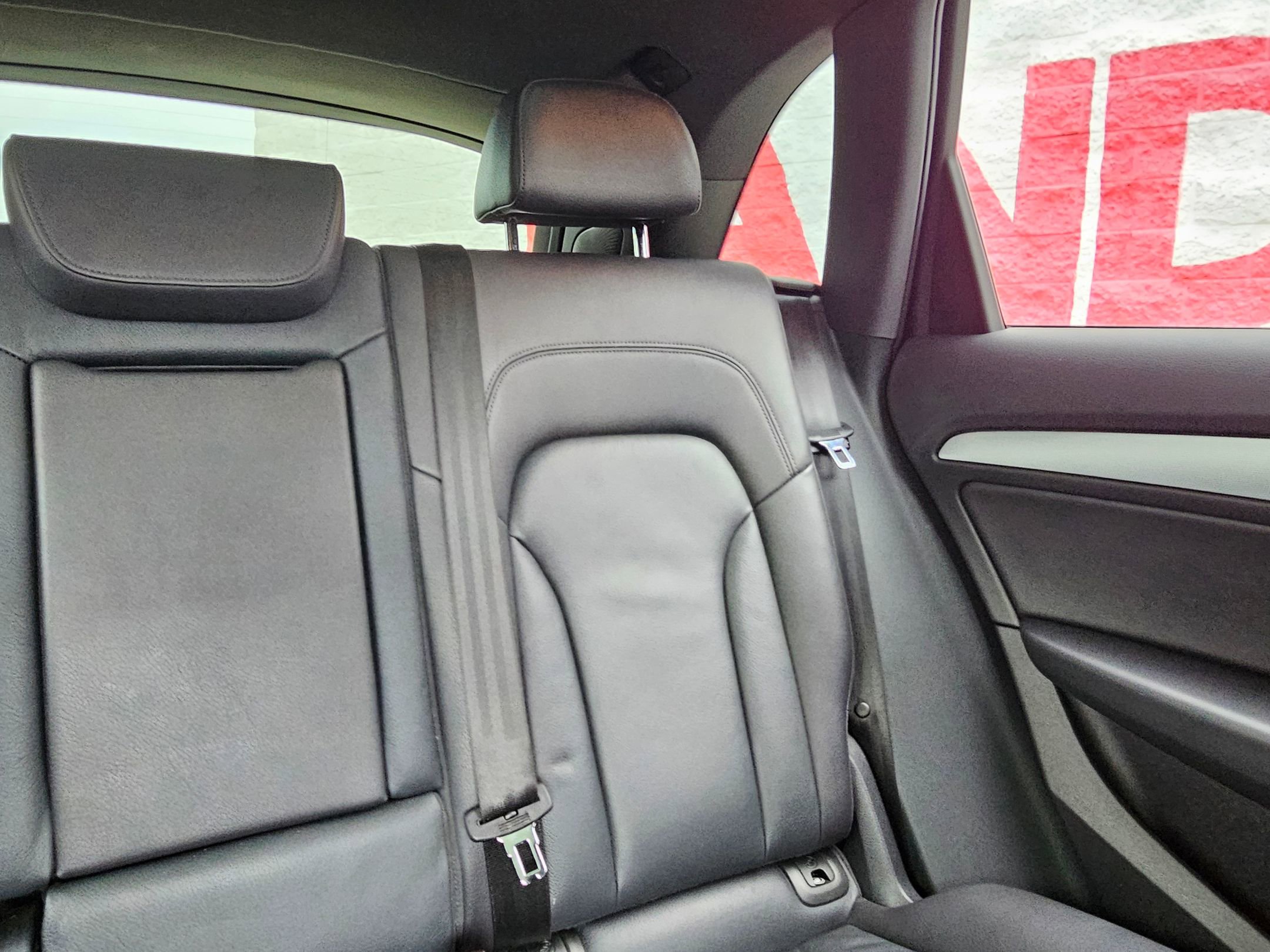 Used 2017 Audi Q5 3.0T Premium Plus w/ Technology Package image 27