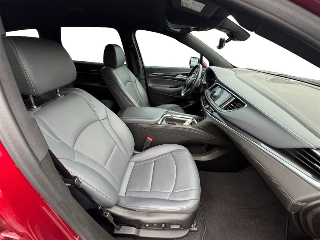 Used 2024 Buick Enclave Premium image 15