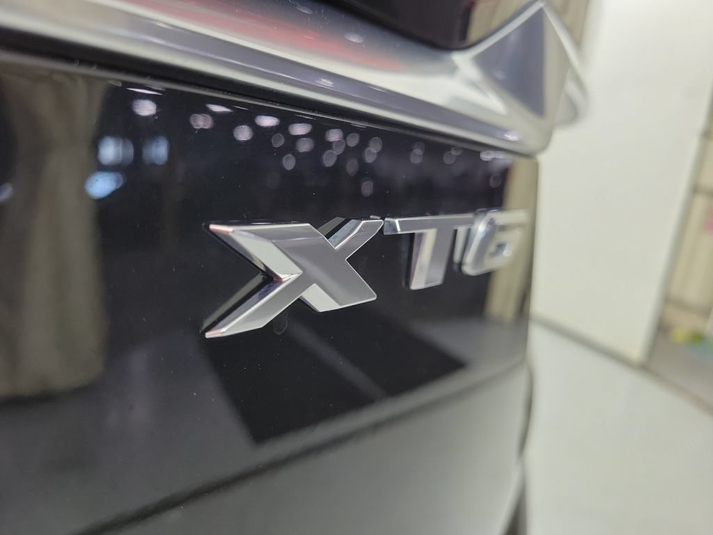 Certified 2024 Cadillac XT6 Premium Luxury w/ Platinum Package AWD/4WD image 6