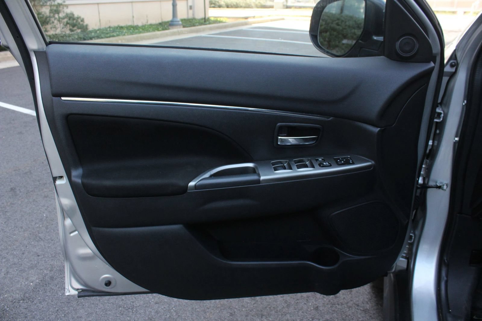 Used 2021 Mitsubishi Outlander Sport SE FWD image 16