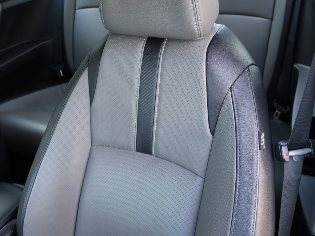 Used 2018 Honda Civic EX-L image 22