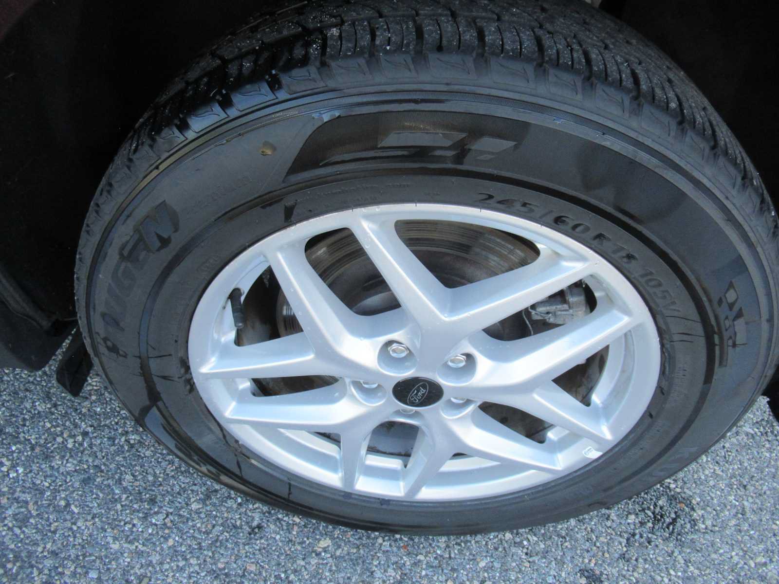 Used 2024 Ford Edge SEL AWD/4WD image 10