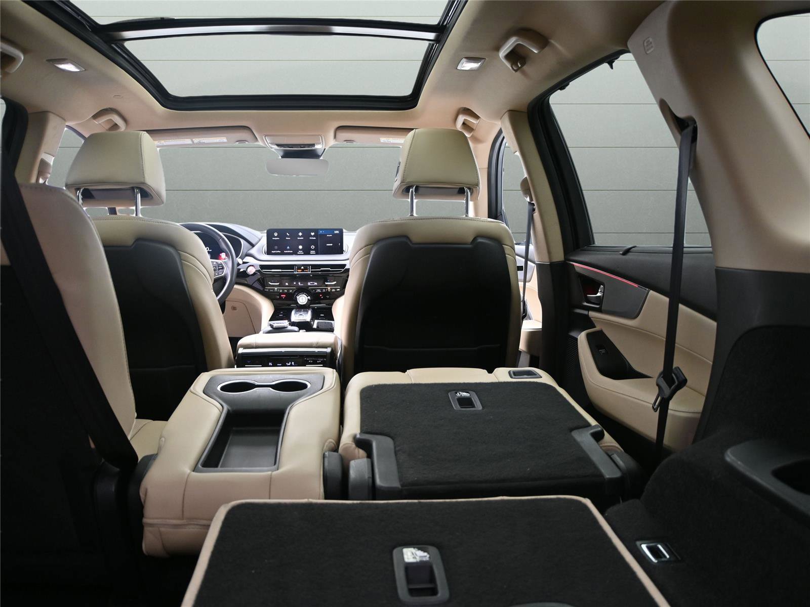 Certified 2024 Acura MDX SH-AWD w/ Technology Package image 23