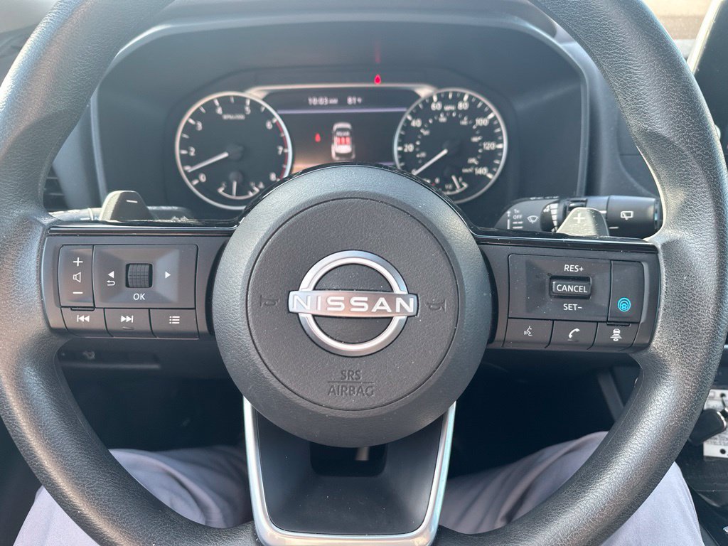Used 2023 Nissan Rogue SV FWD image 17
