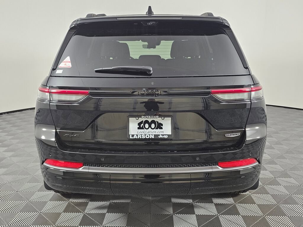 New 2026 Jeep Grand Cherokee Summit w/ Obsidian Package AWD/4WD image 5