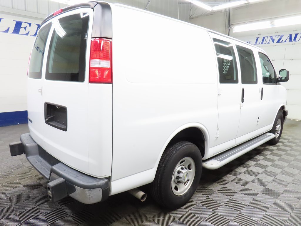 Used 2021 Chevrolet Express 2500 w/ Driver Convenience Package image 4