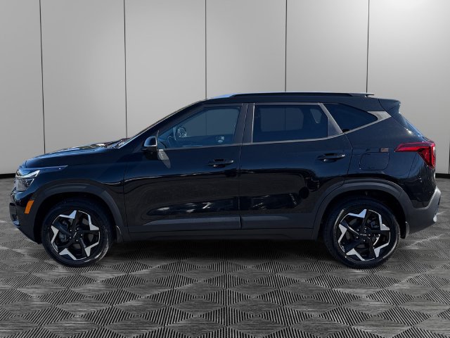 Used 2025 Kia Seltos S AWD/4WD image 2