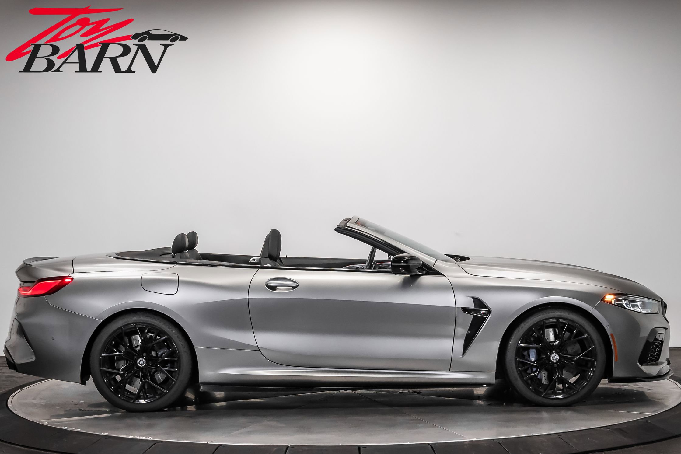 Used 2022 BMW M8 Competition image 6