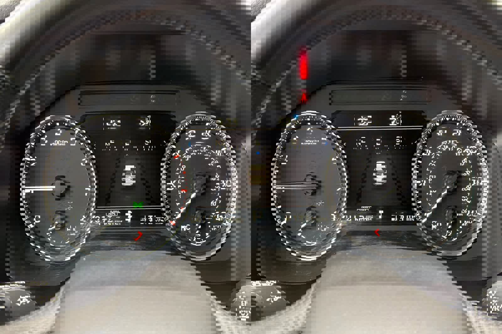 Used 2024 Mitsubishi Outlander SE image 28