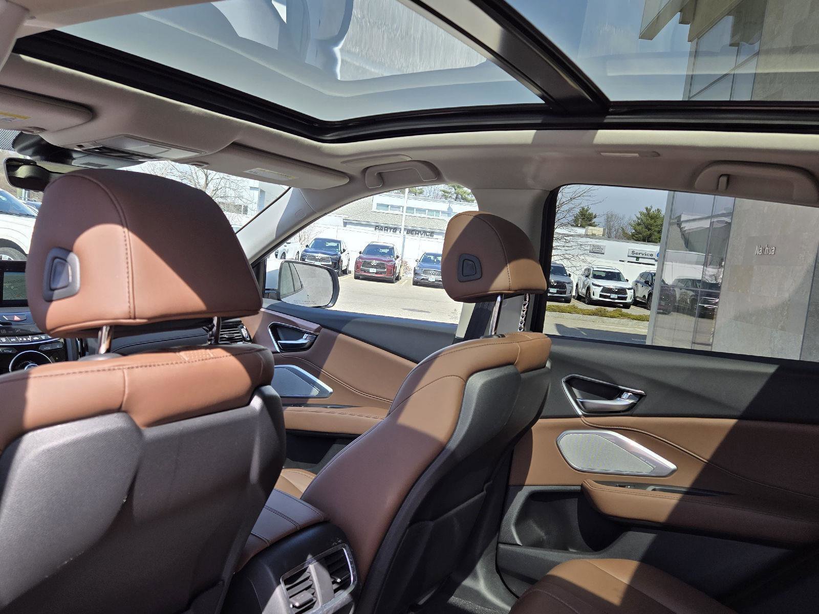 Used 2025 Acura RDX SH-AWD w/ Technology Package image 11