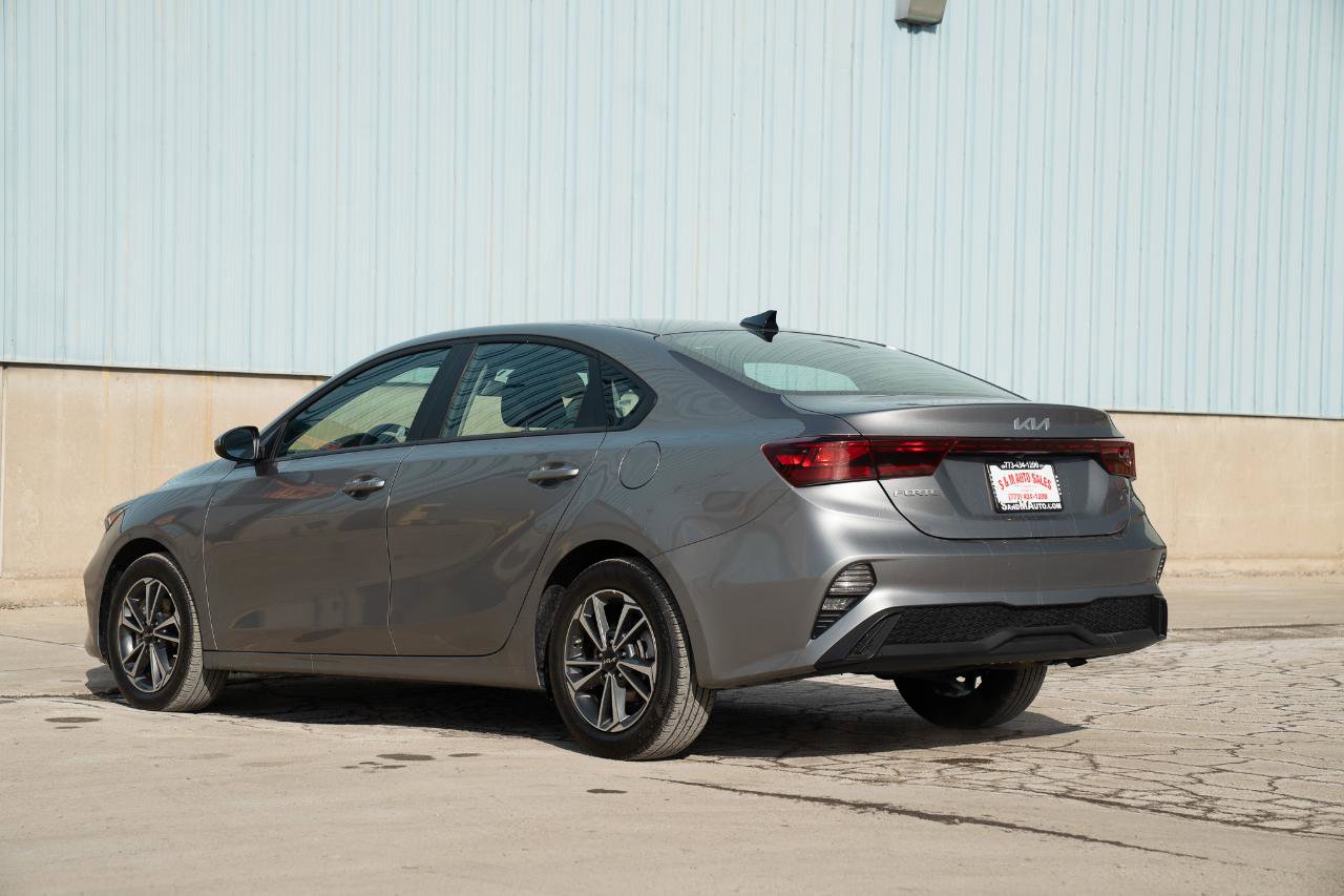 Used 2024 Kia Forte LXS image 15