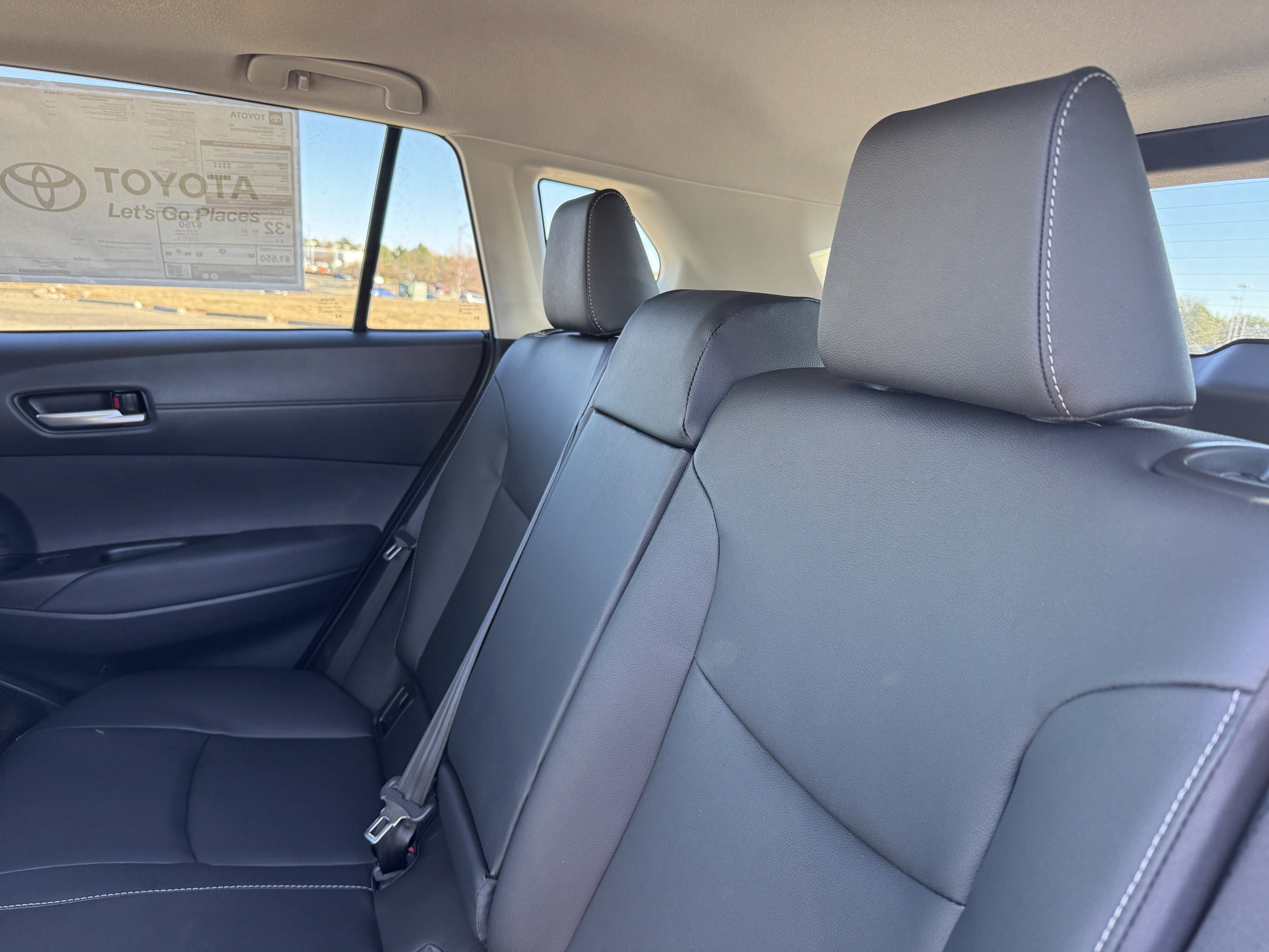 New 2026 Toyota Corolla Cross XLE w/ Convenience Package FWD image 15