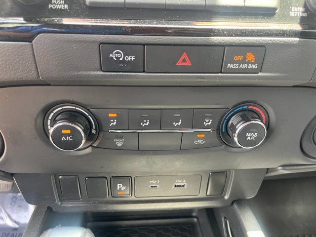 Used 2023 Nissan Frontier SV w/ Midnight Edition Package RWD image 17