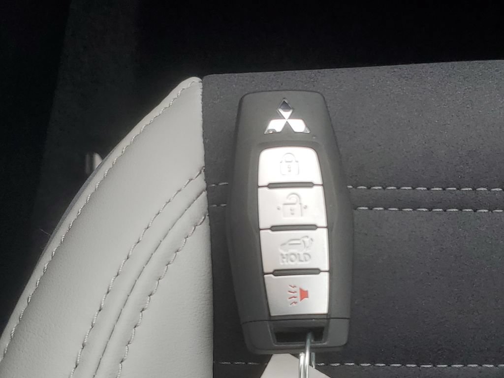 New 2026 Mitsubishi Outlander SE AWD/4WD image 32