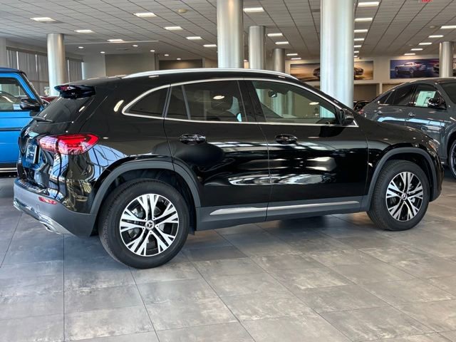 Certified 2025 Mercedes-Benz GLA 250 image 3