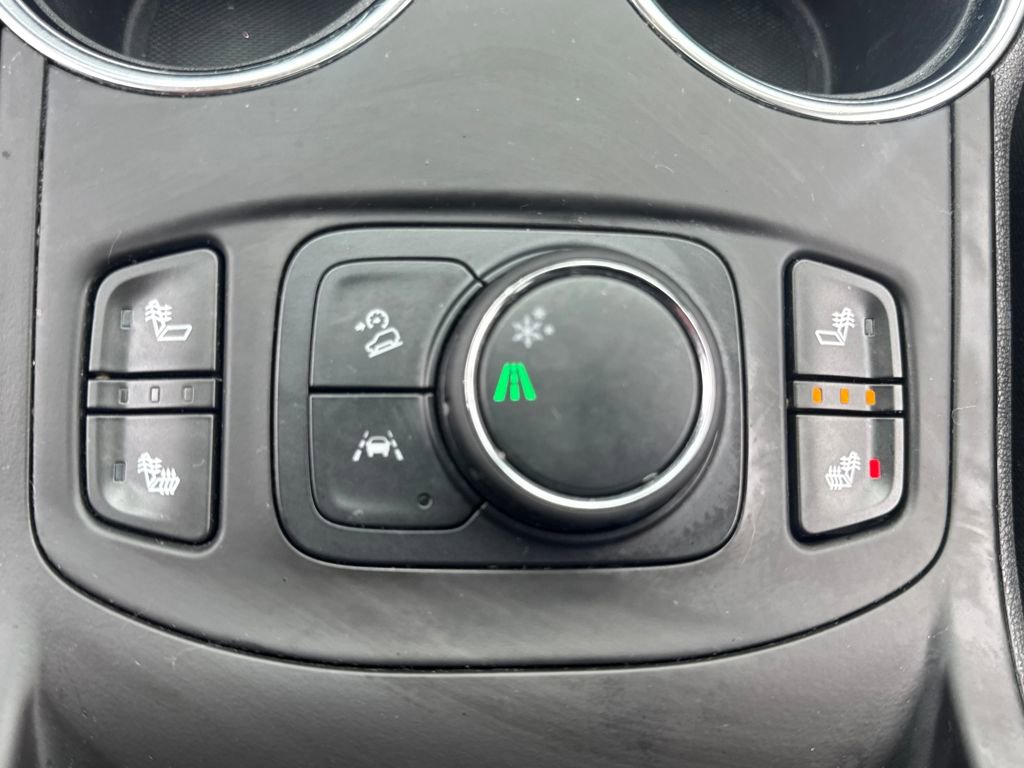 Used 2023 GMC Terrain SLE w/ Driver Convenience Package image 19