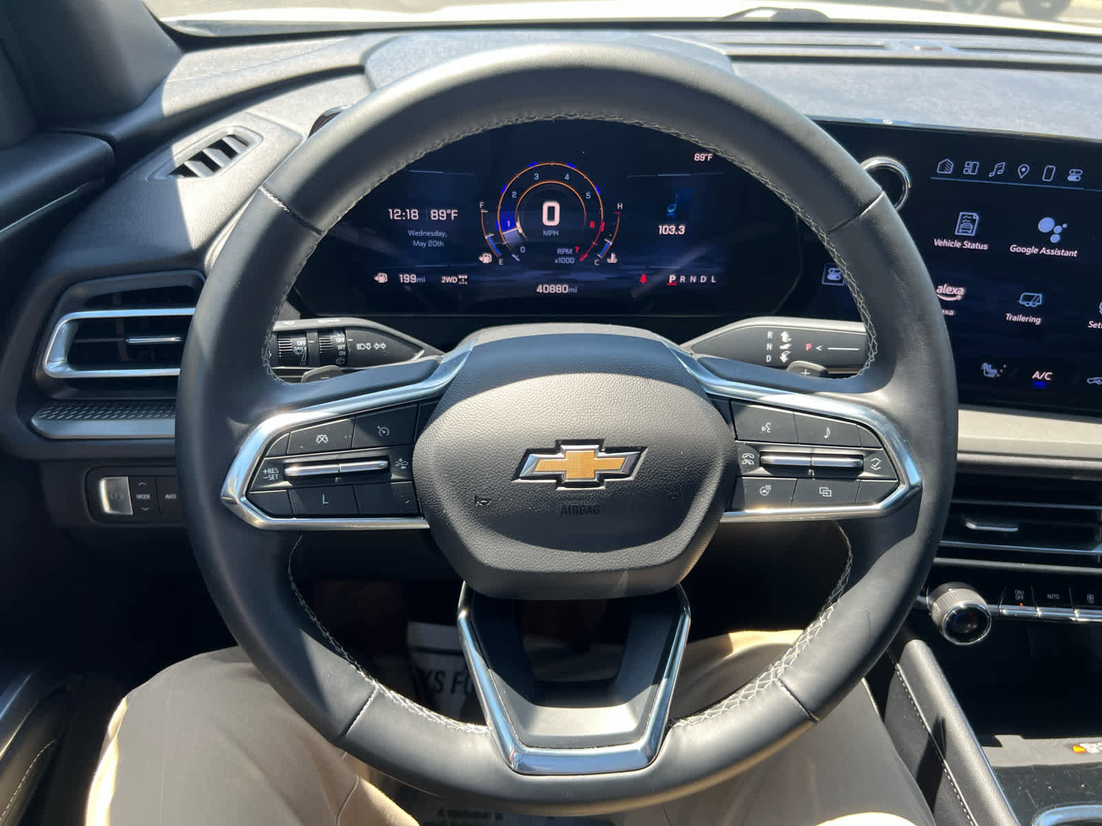 Used 2025 Chevrolet Traverse LT AWD/4WD image 16
