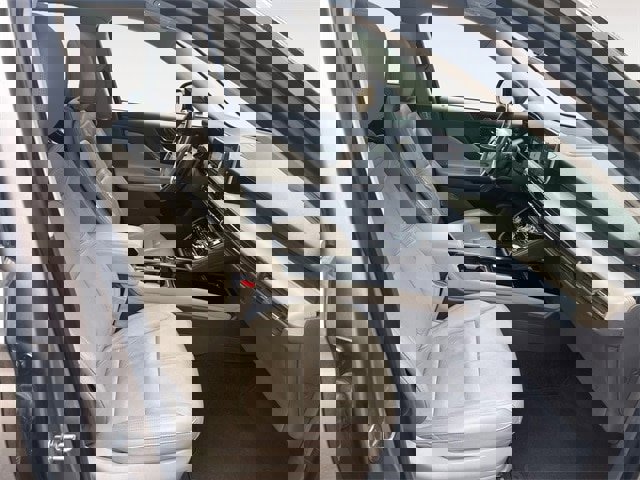 Used 2020 Lincoln Corsair Reserve w/ Equipment Group 201A image 15