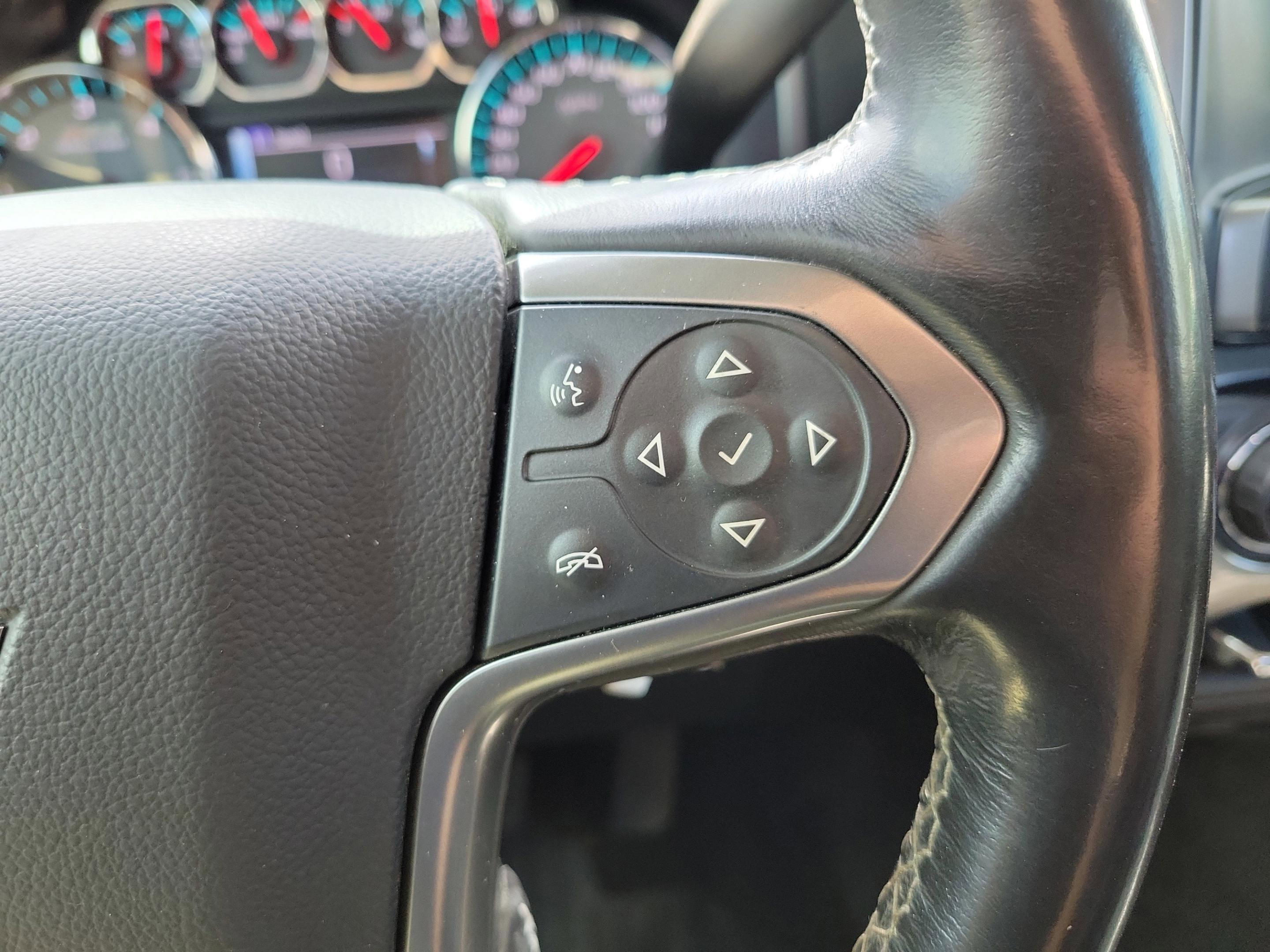 Used 2018 Chevrolet Silverado 1500 LT w/ All Star Edition image 31