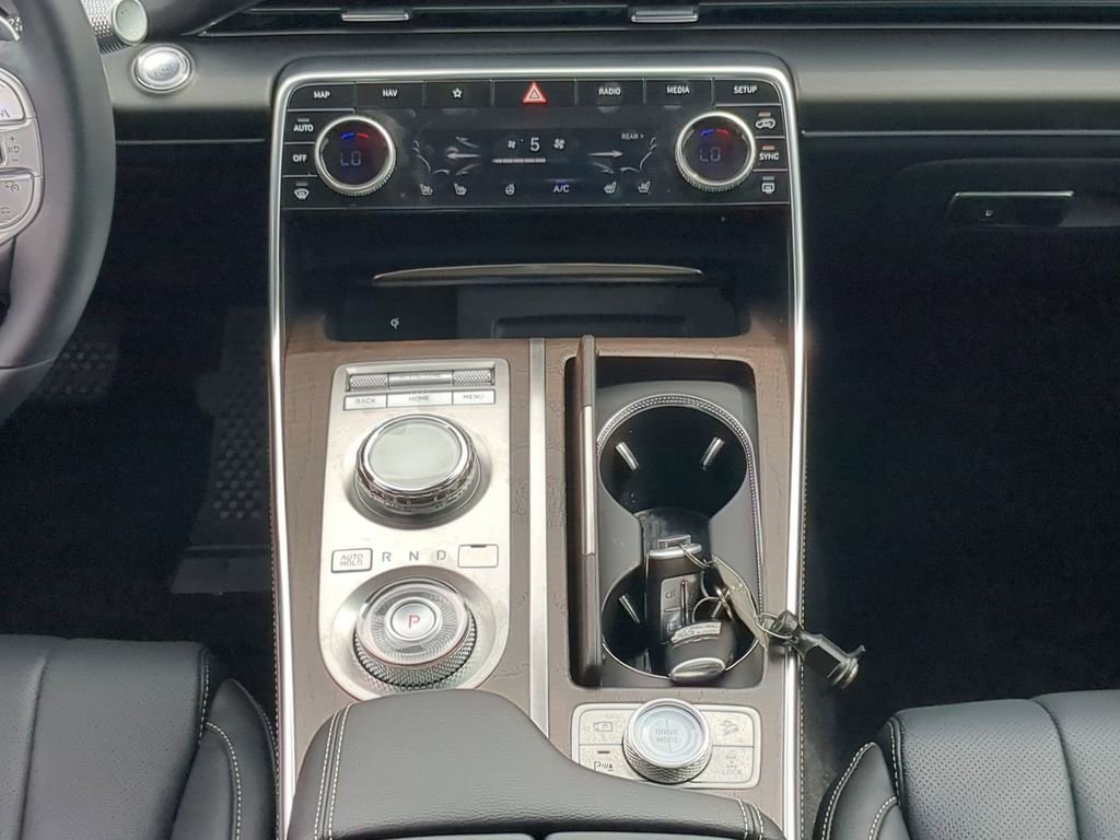Used 2024 Genesis GV80 3.5T AWD/4WD image 18