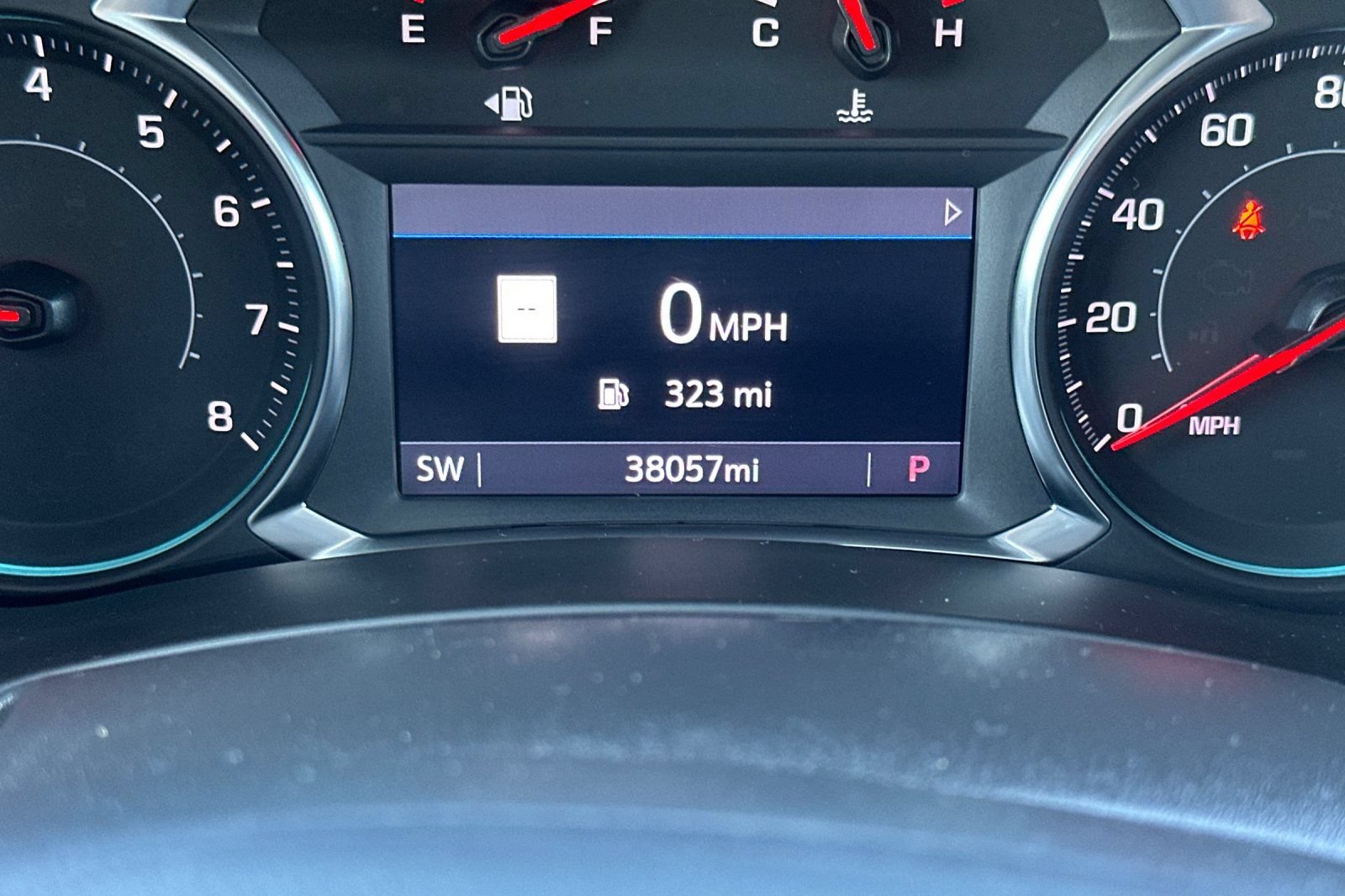 Used 2023 Chevrolet Equinox Premier FWD image 39