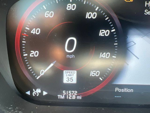 Used 2021 Volvo XC60 T8 R-Design w/ Advanced Package AWD/4WD image 9