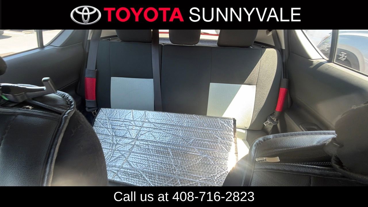 Used 2016 Toyota Prius C Two FWD image 5