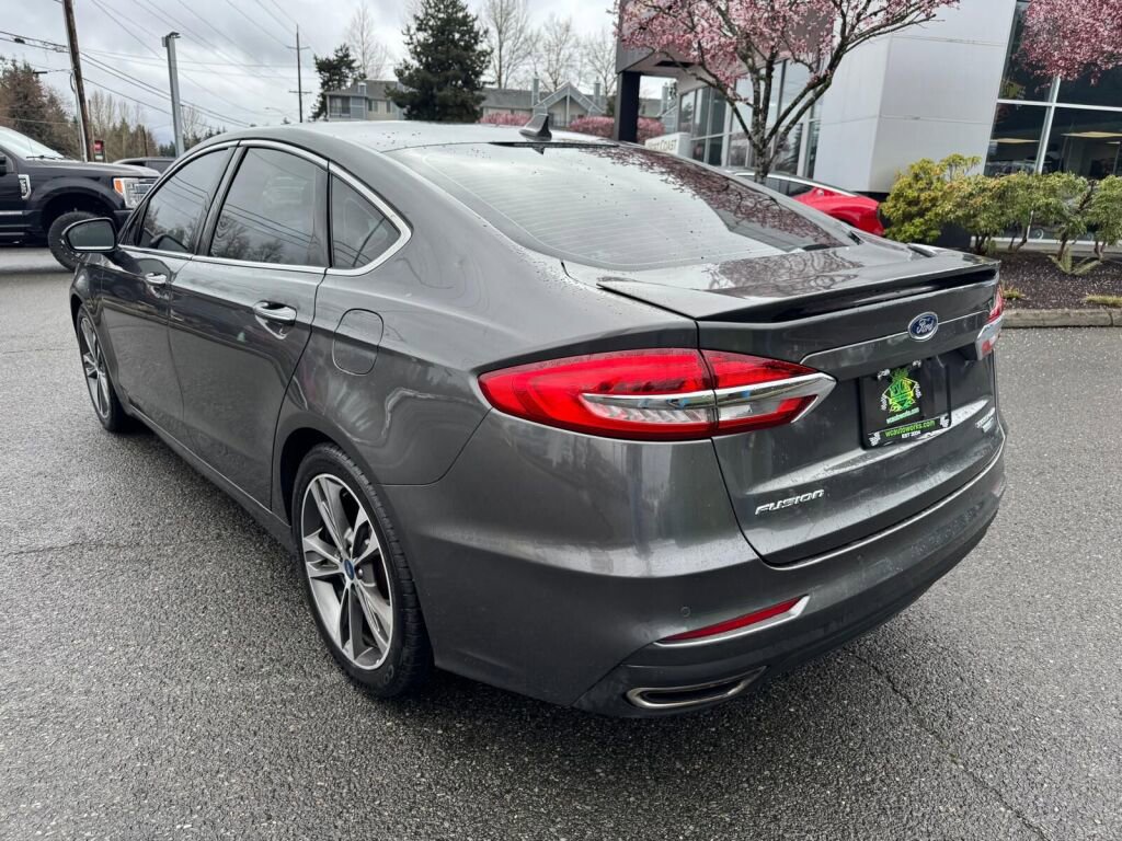 Used 2020 Ford Fusion Titanium image 3