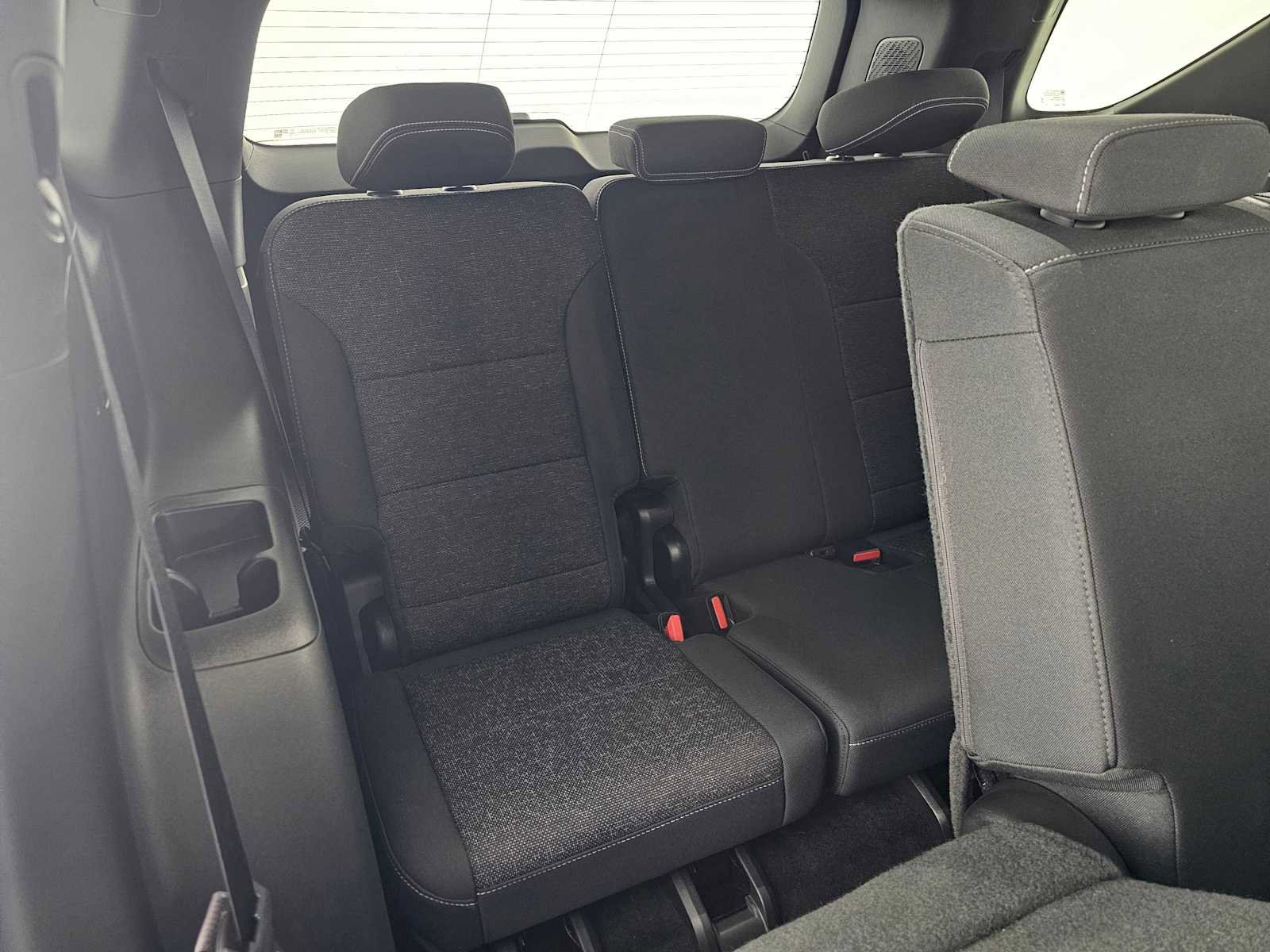 Used 2025 Chevrolet Traverse LT w/ Driver Confidence Package image 13