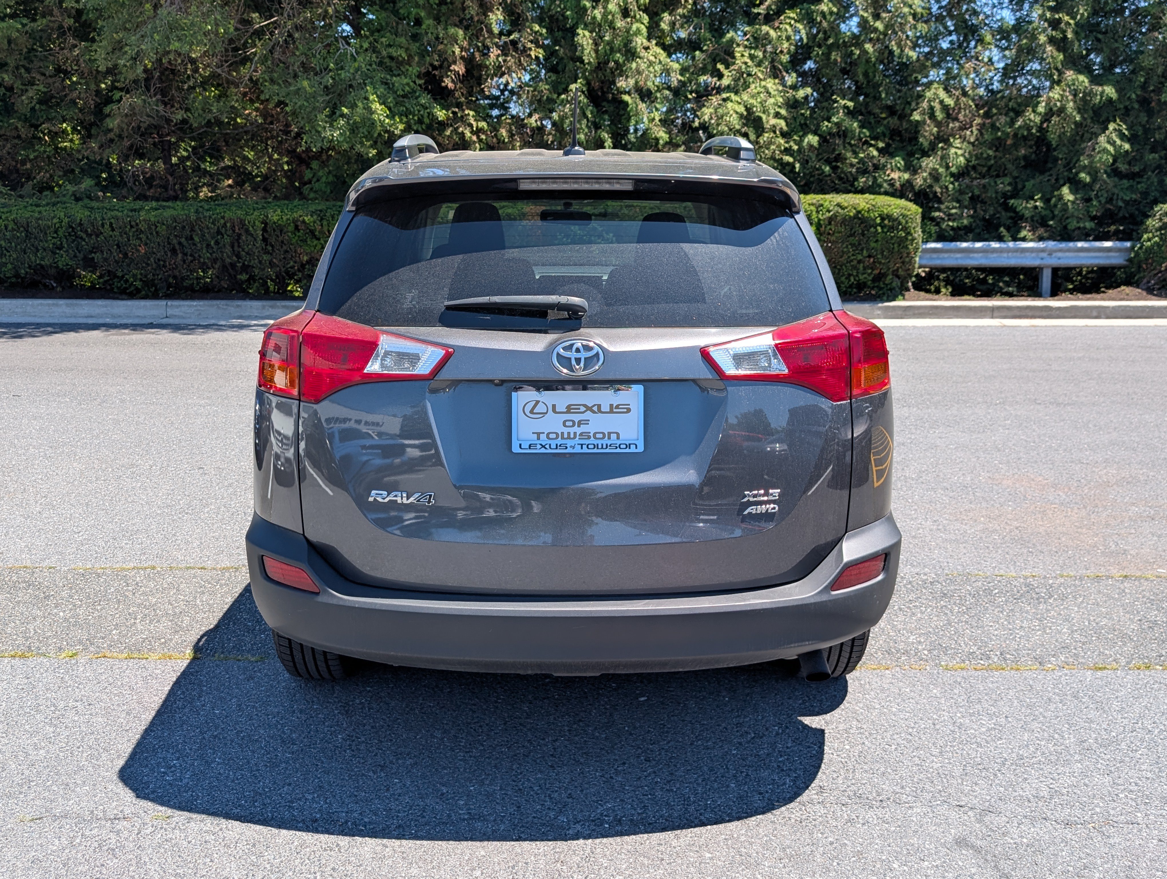 Used 2014 Toyota RAV4 XLE AWD/4WD image 4