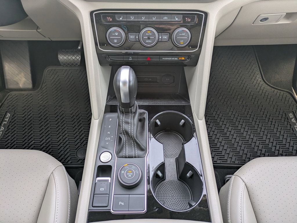Certified 2022 Volkswagen Atlas SE image 19
