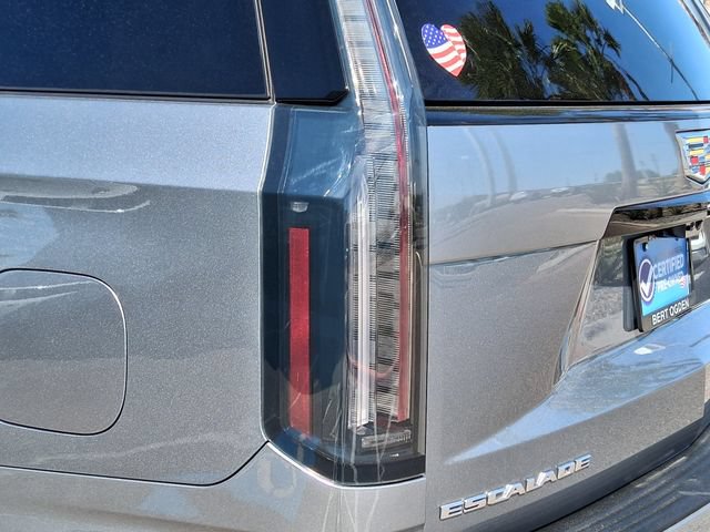 Used 2026 Cadillac Escalade Platinum Sport w/ LPO, Floor Liner Package RWD image 9