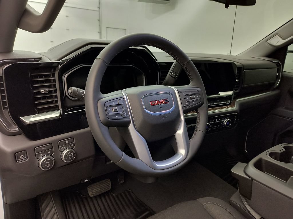 Used 2026 GMC Sierra 1500 Elevation AWD/4WD image 4