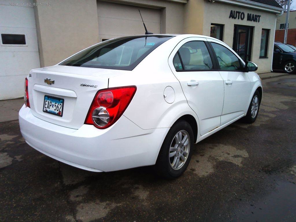 Used 2012 Chevrolet Sonic LS FWD image 3
