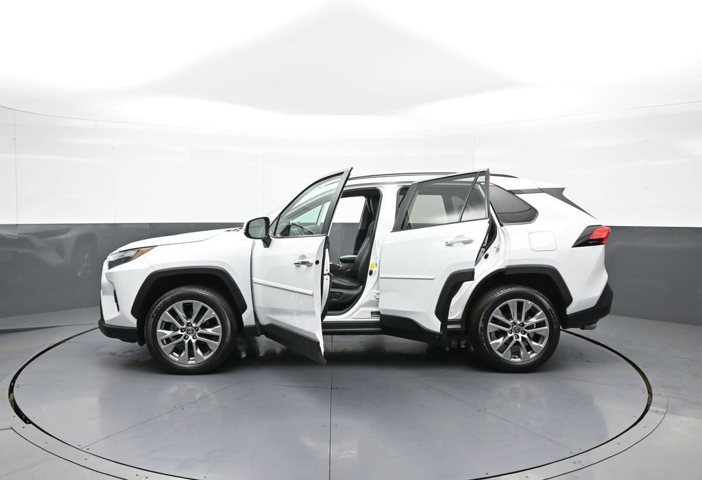 Used 2023 Toyota RAV4 Limited AWD/4WD image 44