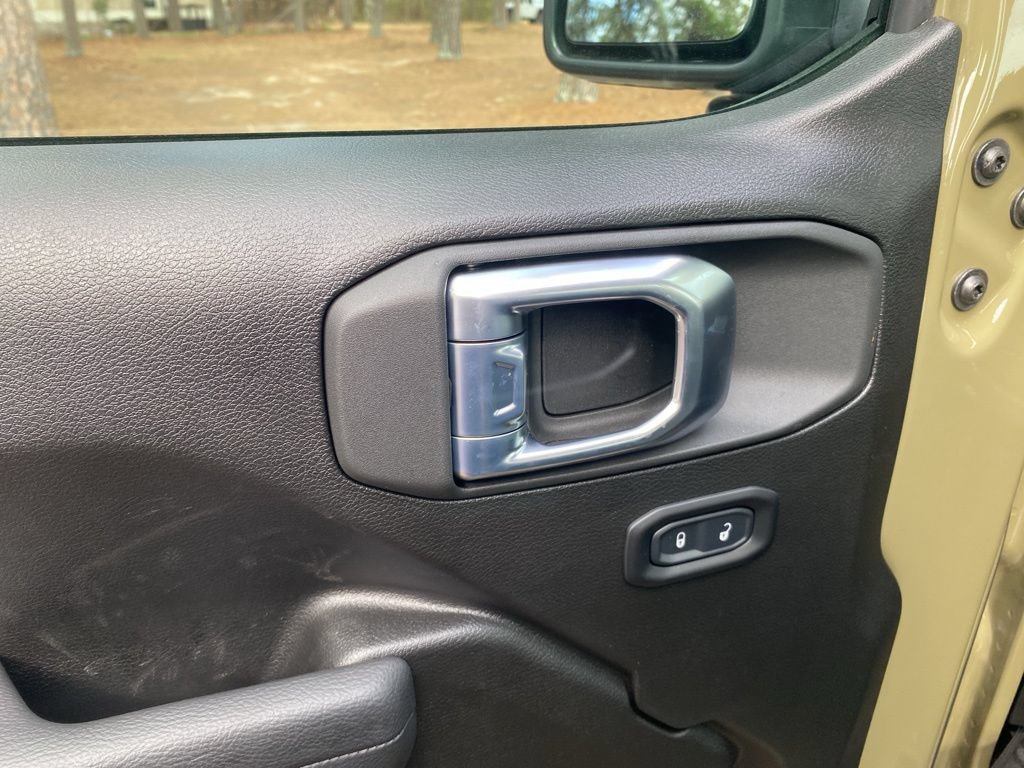 New 2026 Jeep Wrangler Sport AWD/4WD image 18