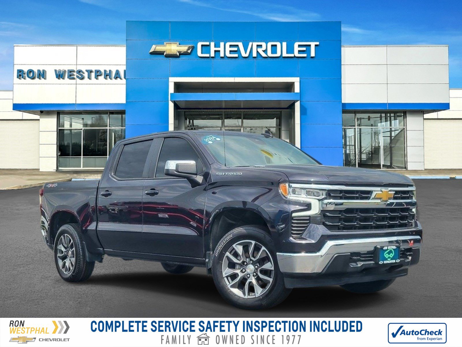 Certified 2024 Chevrolet Silverado 1500 LT AWD/4WD image 1