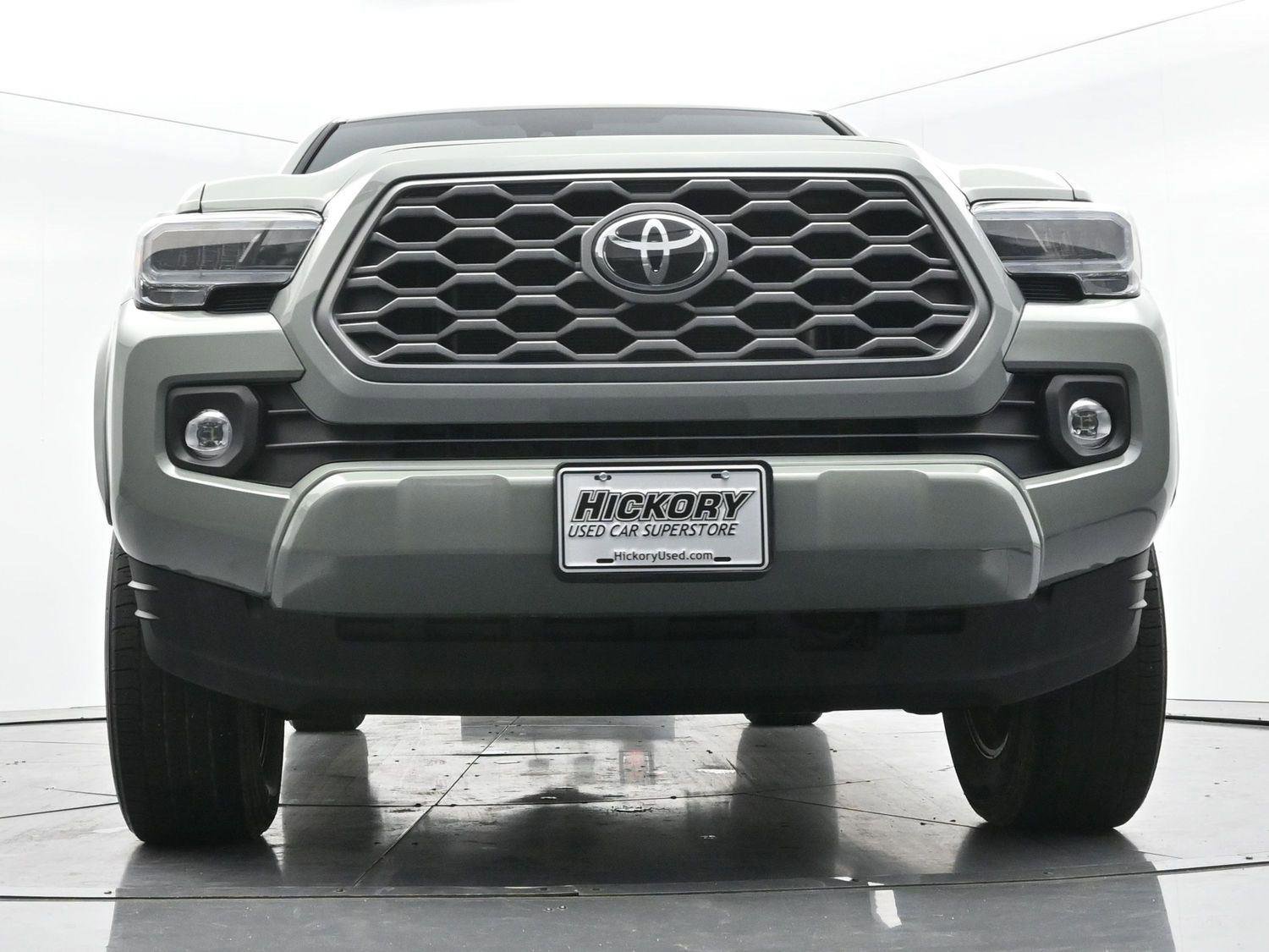Used 2023 Toyota Tacoma TRD Sport AWD/4WD image 42