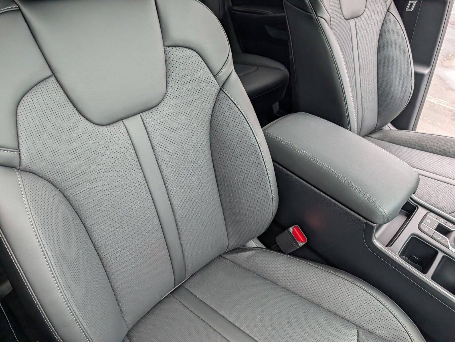New 2026 Kia Sorento X-Line EX AWD/4WD image 32