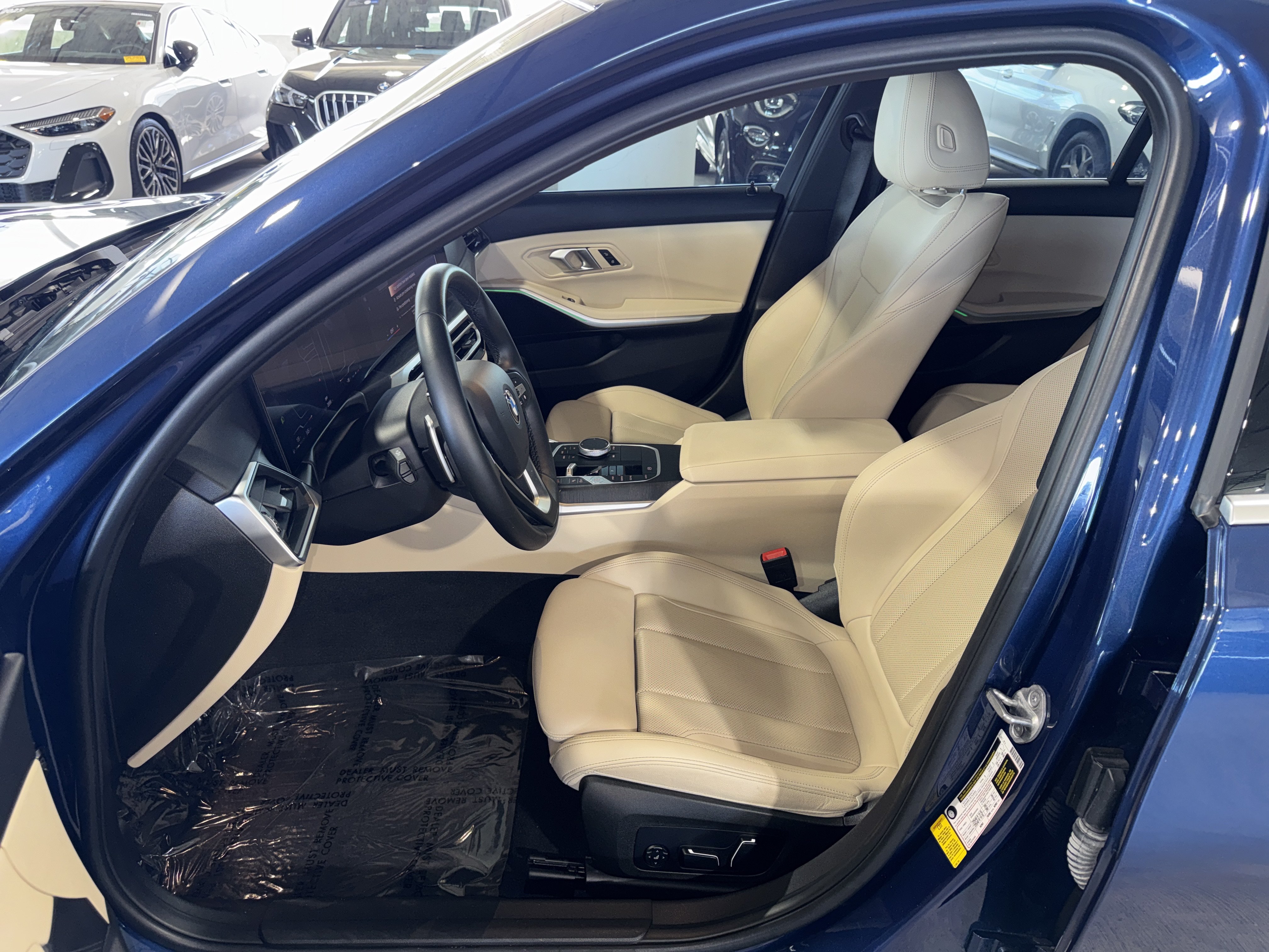 Used 2024 BMW 330i Sedan w/ Convenience Package RWD image 18