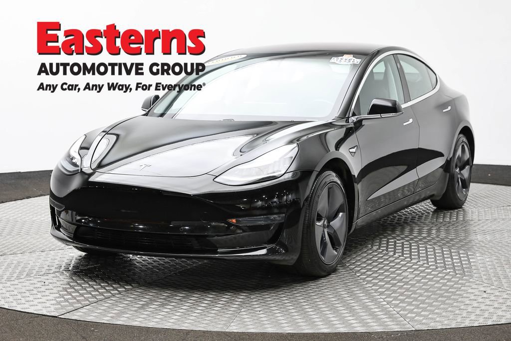 Used 2019 Tesla Model 3 Standard Range Plus image 1