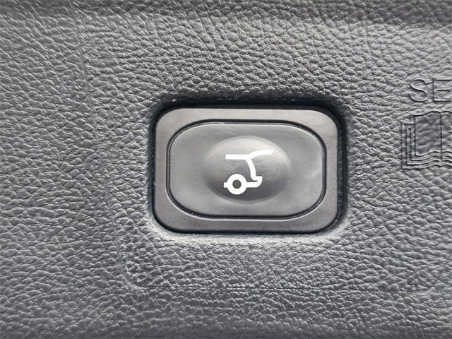 Certified 2022 Ford Edge ST image 32