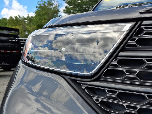 Certified 2024 Ford Explorer XLT w/ Equipment Group 202A AWD/4WD image 10